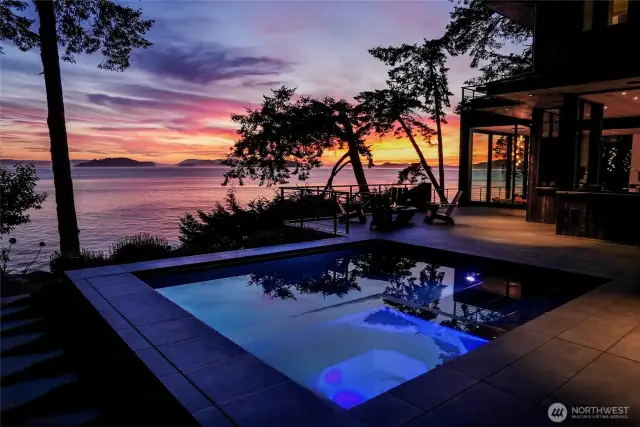 Incredible pool just up from the shoreline