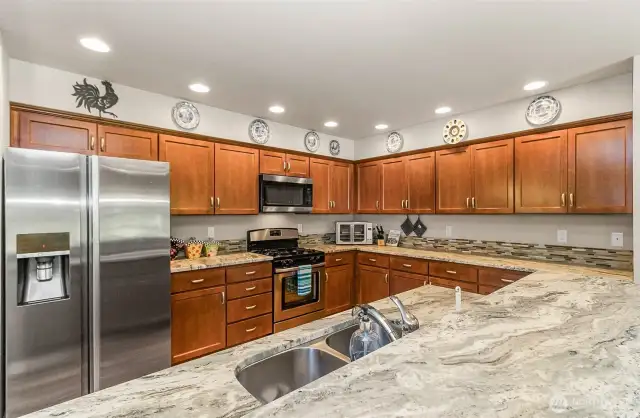 Lots of cabinets in kitchen