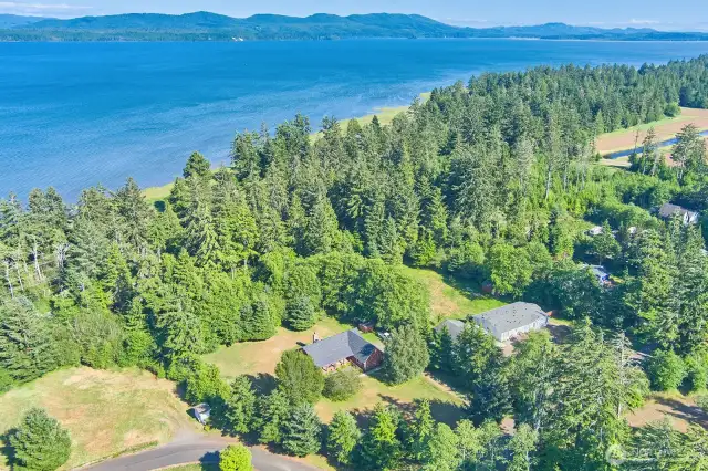 From stunning coastal scenery to fun-filled festivals, the Long Beach Peninsula is a natural playground with something exciting happening all year long.