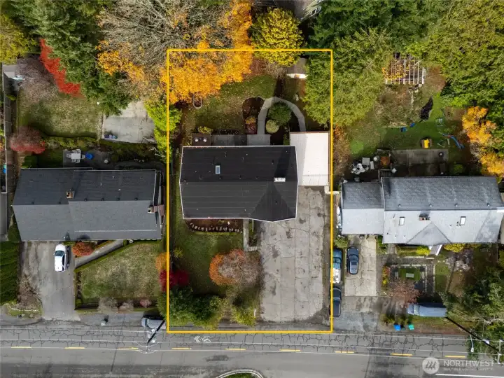 Yellow Boundary Lines are Approximated - Buyer to Verify