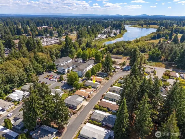 The home is located close to the club house and entrance making you commute to all the fun activities very short.