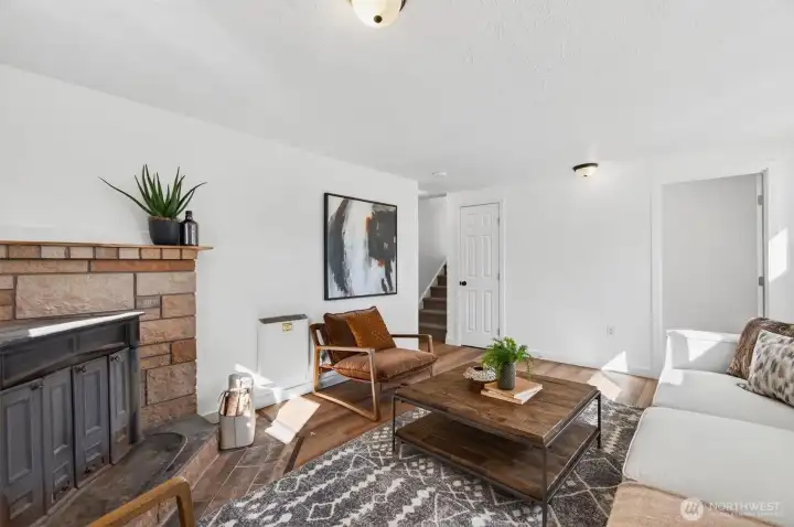 Basement bonus room, could also be a large master bedroom