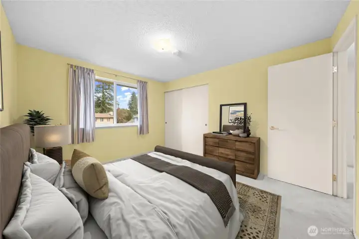 Another nice view of the 2nd bedroom~