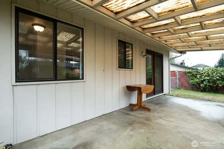 covered outside patio