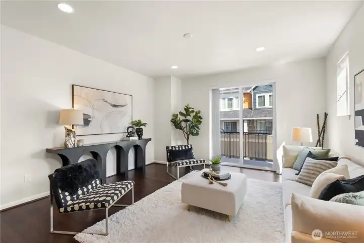 A slider leads out to the balcony.