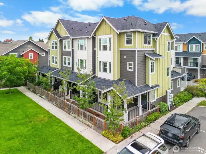 Low HOA dues include lawn service, common area maintenance, water, and sewer.