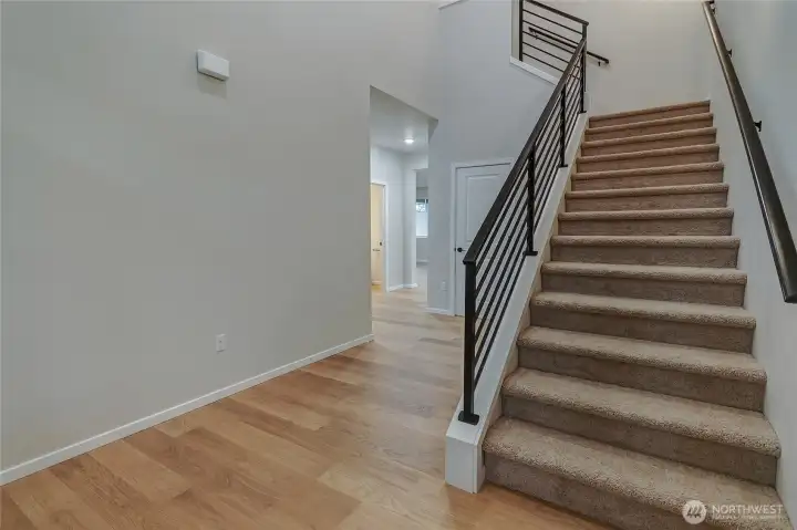 Photos of a previously built Rainier plan. SOme upgrades may appear that are no longer available.