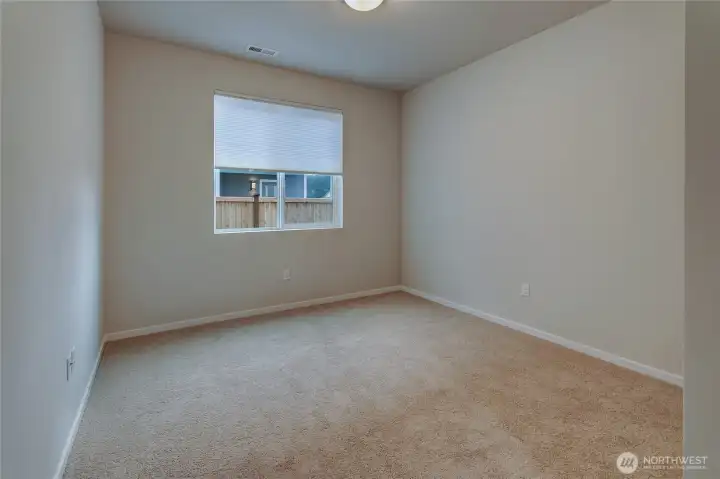 Photos of a previously built Rainier plan. SOme upgrades may appear that are no longer available.