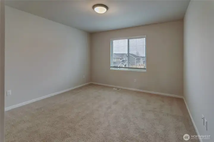 Photos of a previously built Rainier plan. SOme upgrades may appear that are no longer available.