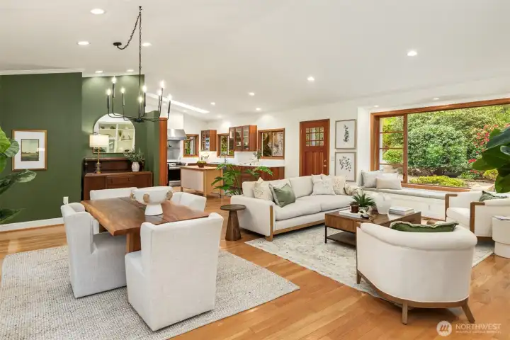 Entertainer's dream layout!