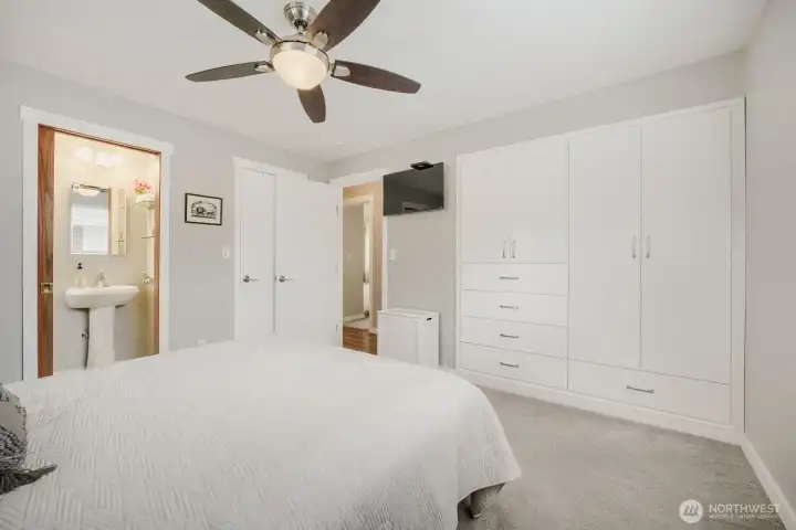 2nd Bedroom