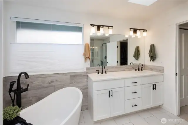 Primary bath