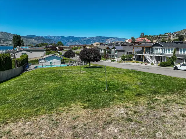 Volleyball Court/Bathhouse