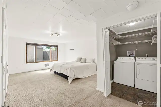Large bonus room