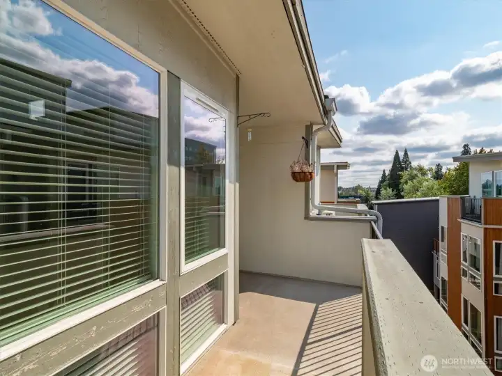 Upper Level Deck
