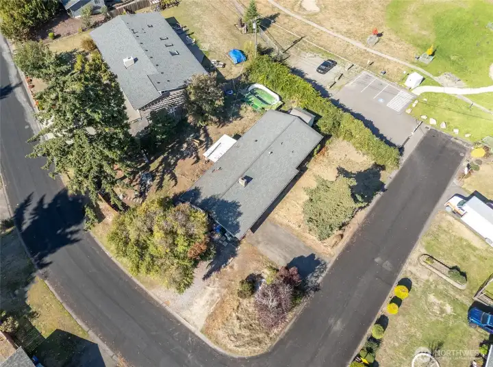 Corner lot near park