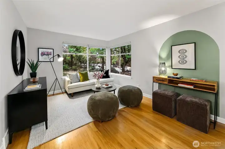 This photo was taken to show how other furnishings could work in this space.