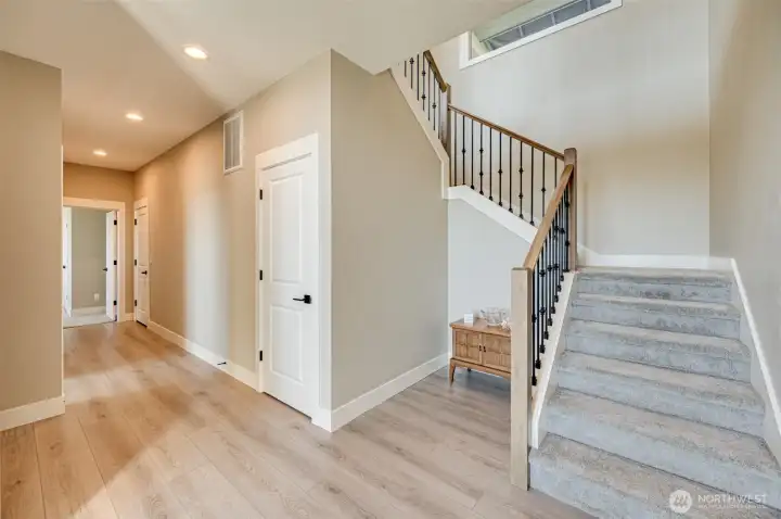 Entryway to stairs