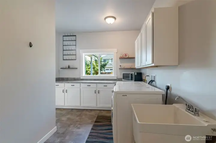 Large Mud/Laundry Room Off Of Garage