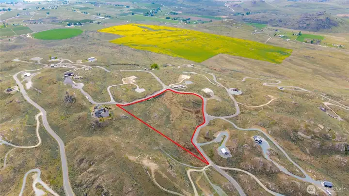 Property Lines are approximate