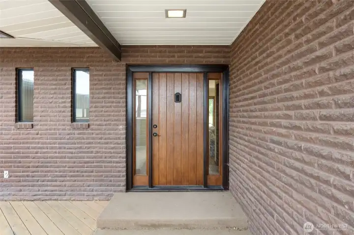 Entry Entry