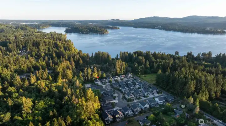 Welcome home to Ashford Park: experience the beautiful Pacific NW and stunning quality of this Freestone built home all nestled into the perfect CK location. (Award winning CK schools!)