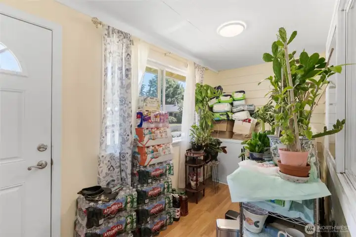 3 Season Room