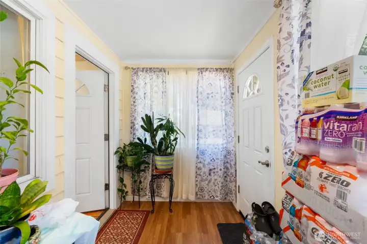 3 Season Room