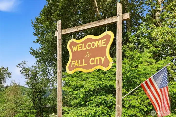 Welcome to Fall City. Welcome to Fall City.