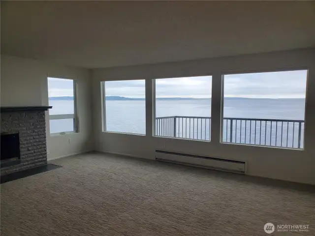 Looking toward Bainbridge Island to the left. Each unit has a fireplace and electric baseboard heat.