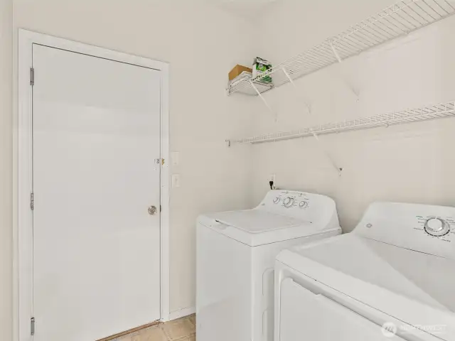 Laundry/Mud room off garage enters to the kitchen