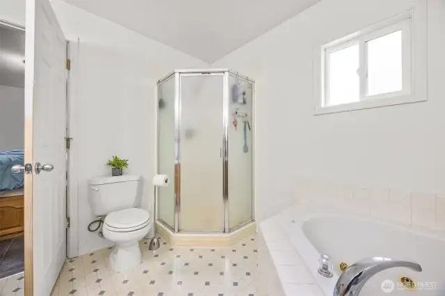 Primary bath