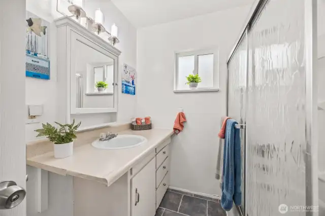 Main bathroom