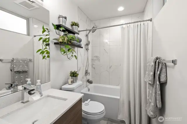 Ground floor full bathroom.