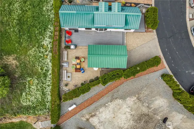 Bird's eye view of the hme with sleeping casita and private back yard oasis