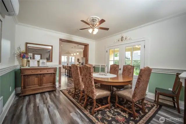 Formal dining
