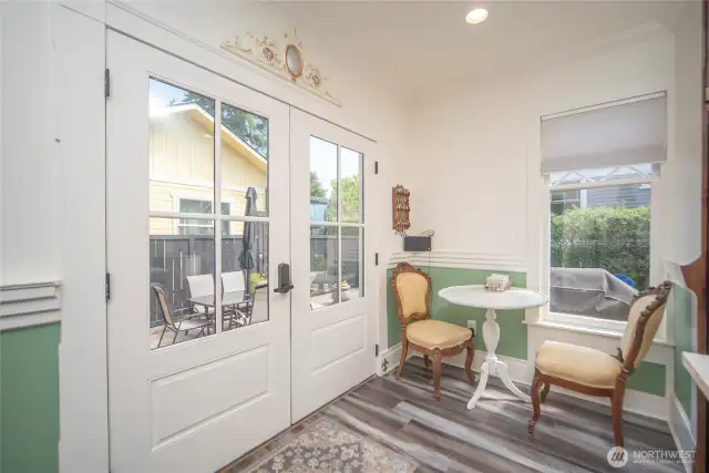 Kitchen nook