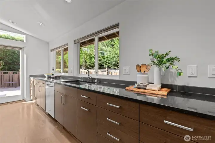 How many cooks could fit in this kitchen? Come move in and find out.
