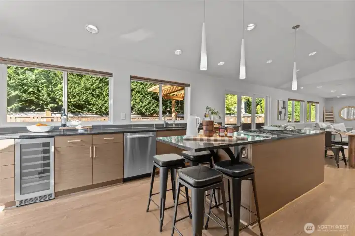 Even with all the blinds up, your have plenty of privacy from neighbors.