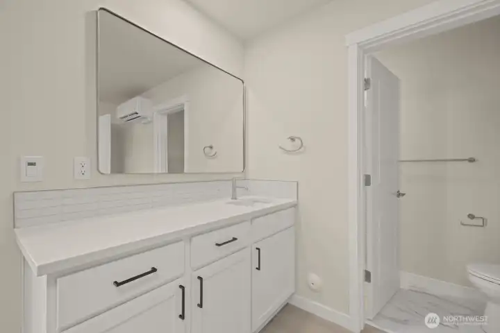 Photographs are for illustrative purposes only. Features, finishes, interior/exterior colors, landscaping and floorplan shown may vary from actual homes built Photographs are for illustrative purposes only. Features, finishes, interior/exterior colors, landscaping and floorplan shown may vary from actual homes built