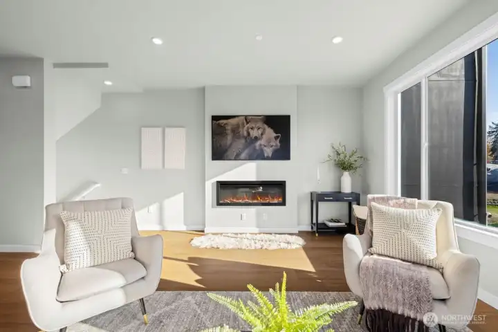 Photographs are for illustrative purposes only. Features, finishes, interior/exterior colors, landscaping and floorplan shown may vary from actual homes built