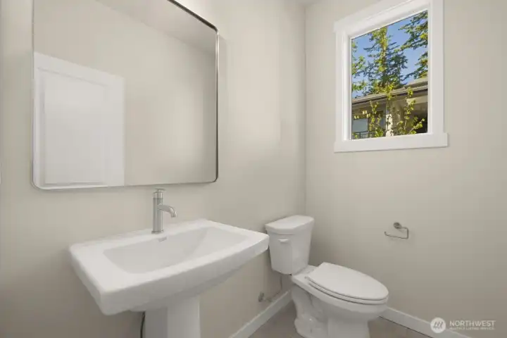 Photographs are for illustrative purposes only. Features, finishes, interior/exterior colors, landscaping and floorplan shown may vary from actual homes built Photographs are for illustrative purposes only. Features, finishes, interior/exterior colors, landscaping and floorplan shown may vary from actual homes built