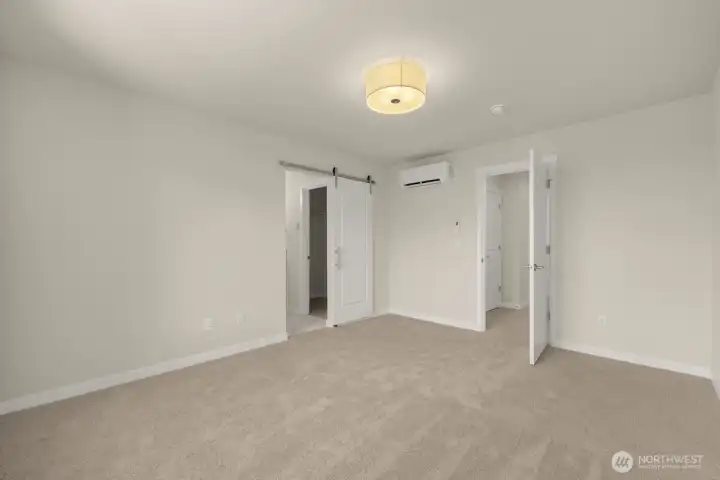 Photographs are for illustrative purposes only. Features, finishes, interior/exterior colors, landscaping and floorplan shown may vary from actual homes built Photographs are for illustrative purposes only. Features, finishes, interior/exterior colors, landscaping and floorplan shown may vary from actual homes built