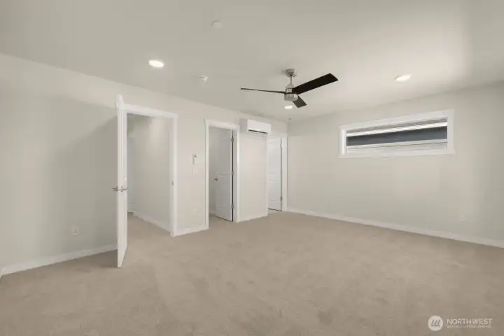Photographs are for illustrative purposes only. Features, finishes, interior/exterior colors, landscaping and floorplan shown may vary from actual homes built Photographs are for illustrative purposes only. Features, finishes, interior/exterior colors, landscaping and floorplan shown may vary from actual homes built