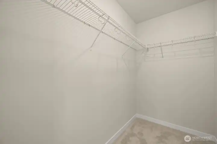 Photographs are for illustrative purposes only. Features, finishes, interior/exterior colors, landscaping and floorplan shown may vary from actual homes built Photographs are for illustrative purposes only. Features, finishes, interior/exterior colors, landscaping and floorplan shown may vary from actual homes built