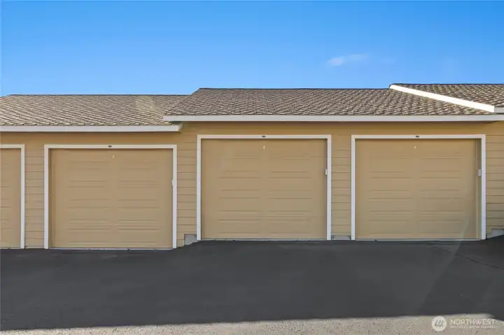Separate Garage