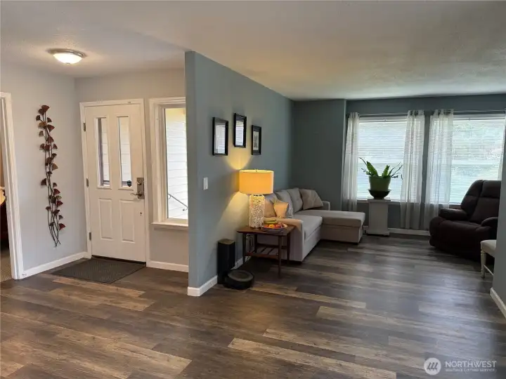 Bonus room for overflow when entertaining.