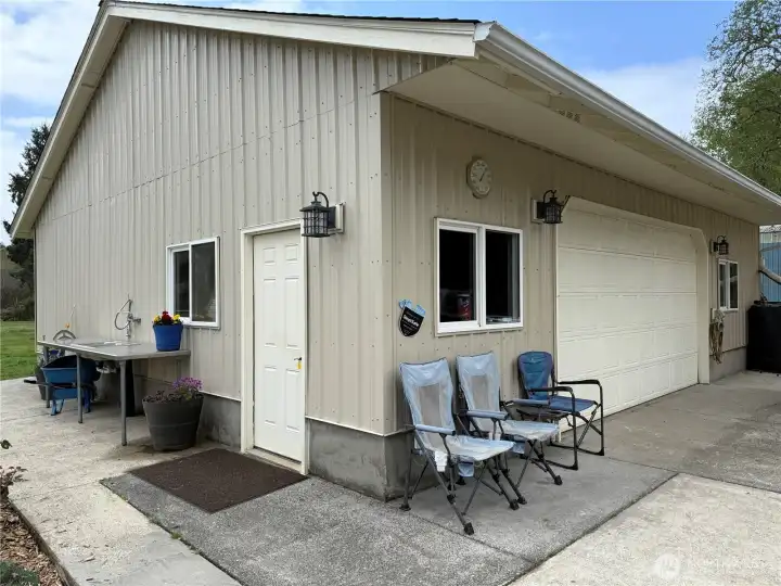 Garage/shop