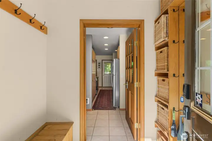 Entrance with room for coats, gloves, hats ~ Perfect for all 4 seasons