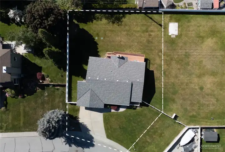 Home on 1 lot